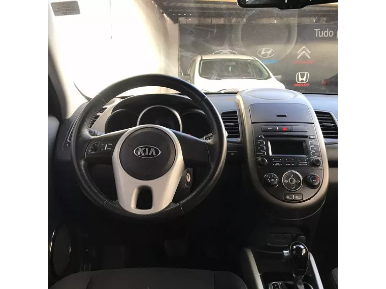 KIA Soul Branco 5