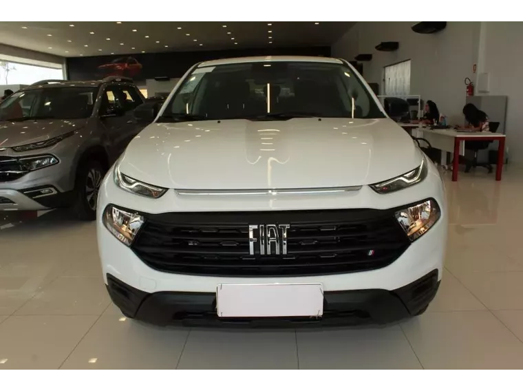 Fiat Toro Branco 4