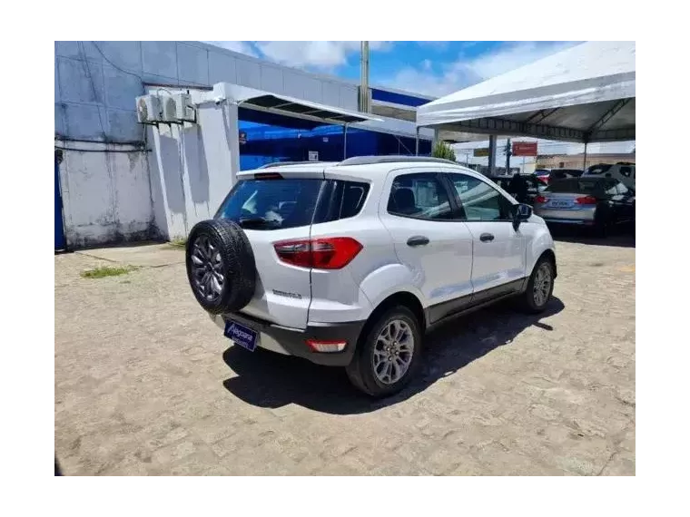 Ford Ecosport Branco 1