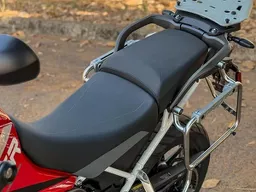 Triumph Tiger 900
