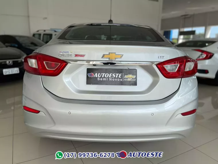 Chevrolet Cruze Prata 7