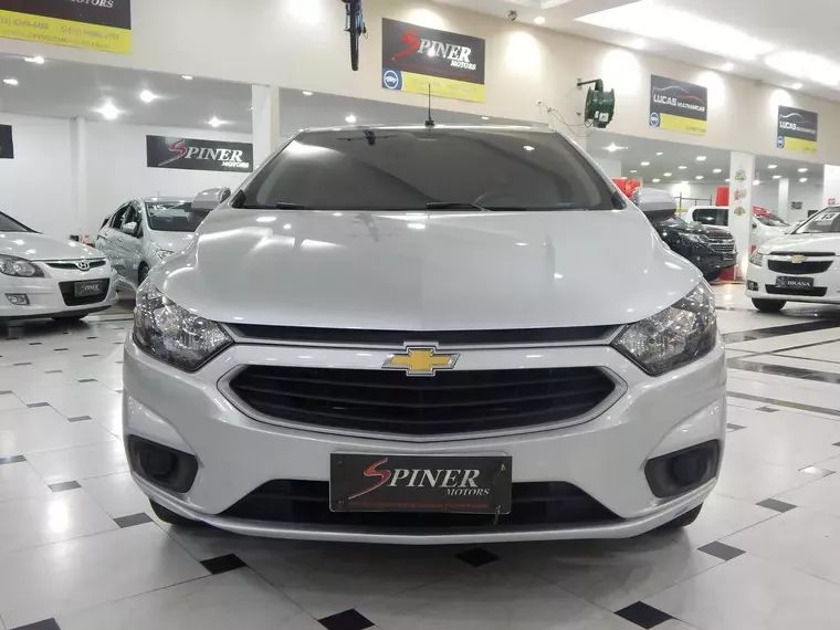 Chevrolet Prisma Prata 9