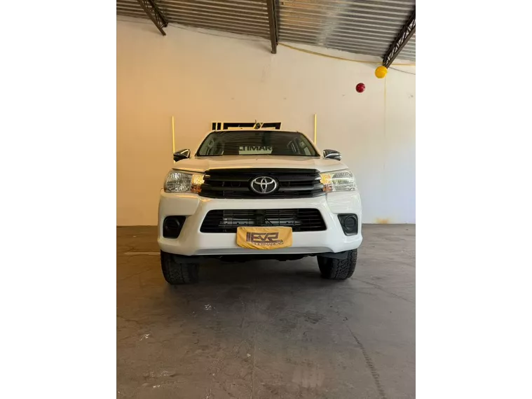 Toyota Hilux CD POWER PACK 4X4 2.8 TB MT 2022