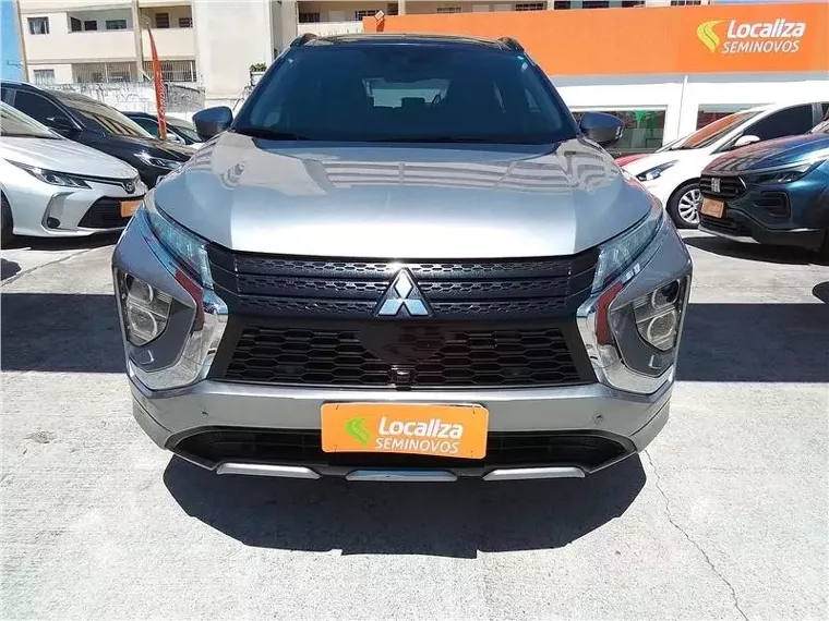 Mitsubishi Eclipse Cross Prata 1