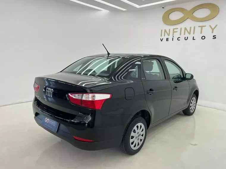 Fiat Grand Siena Preto 16