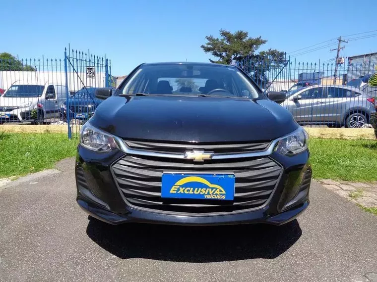 Chevrolet Onix Preto 3