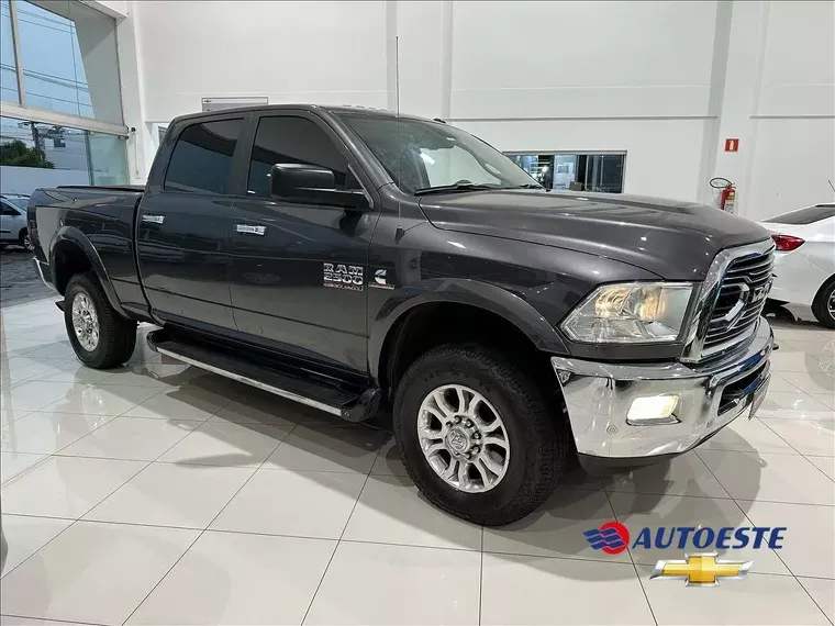 Dodge RAM Preto 9