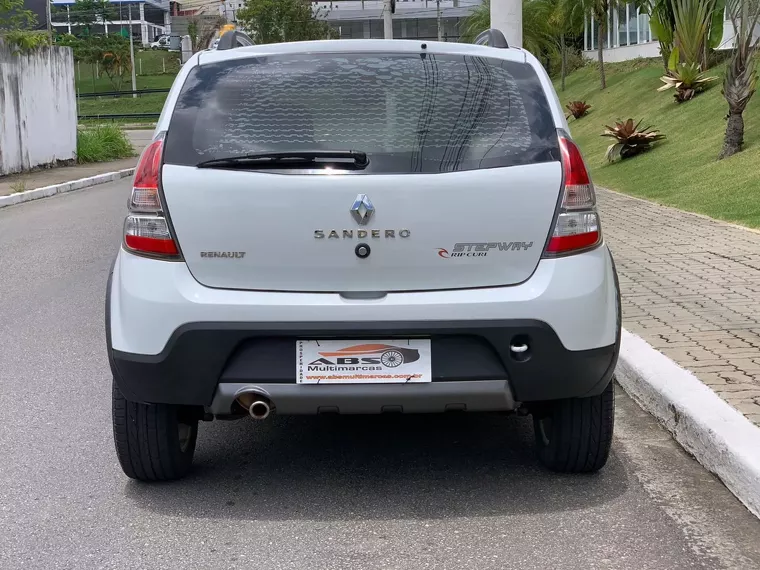 Renault Sandero Branco 2