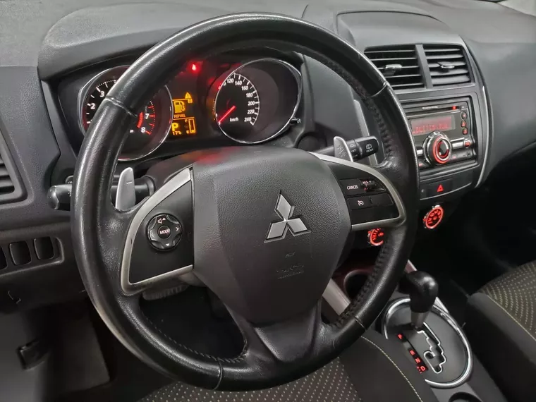 Mitsubishi ASX Prata 13