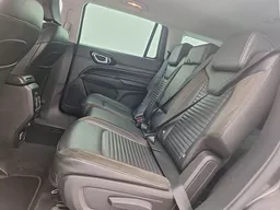 Jeep Commander
