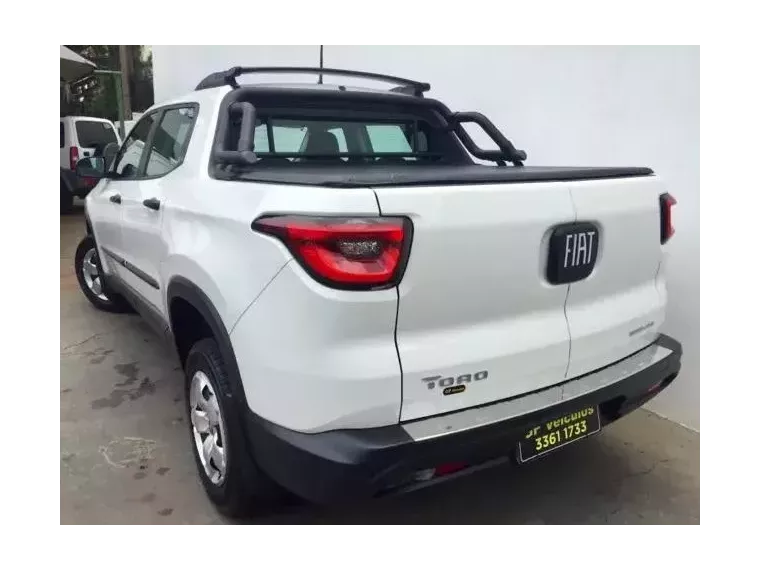 Fiat Toro Branco 8