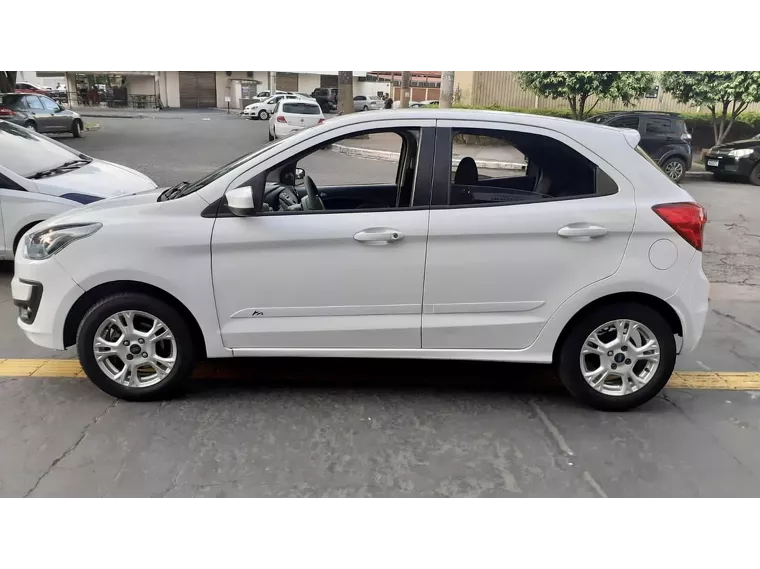 Ford KA Branco 1