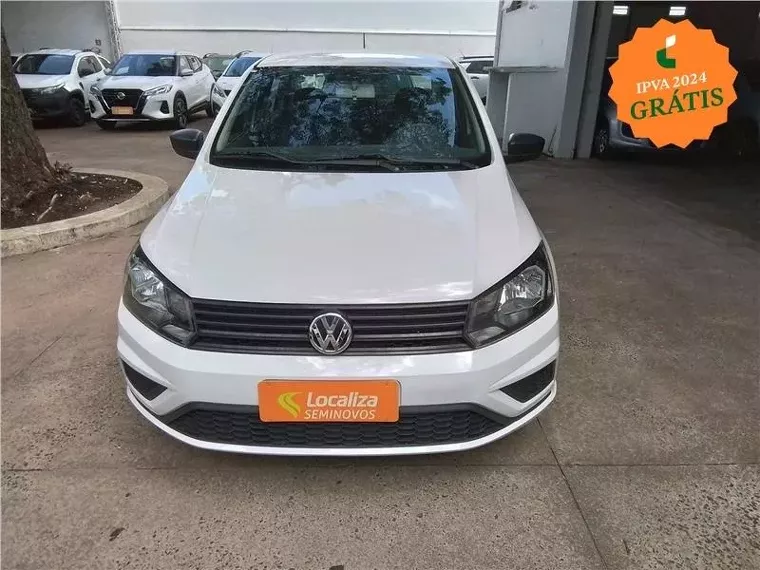 Volkswagen Voyage Branco 1