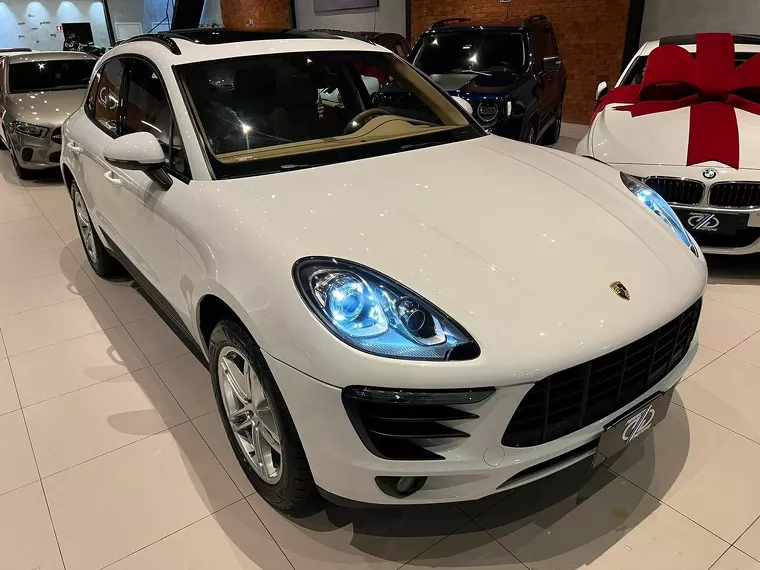 Porsche Macan Branco 4