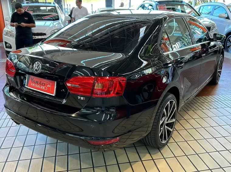 Volkswagen Jetta Preto 9