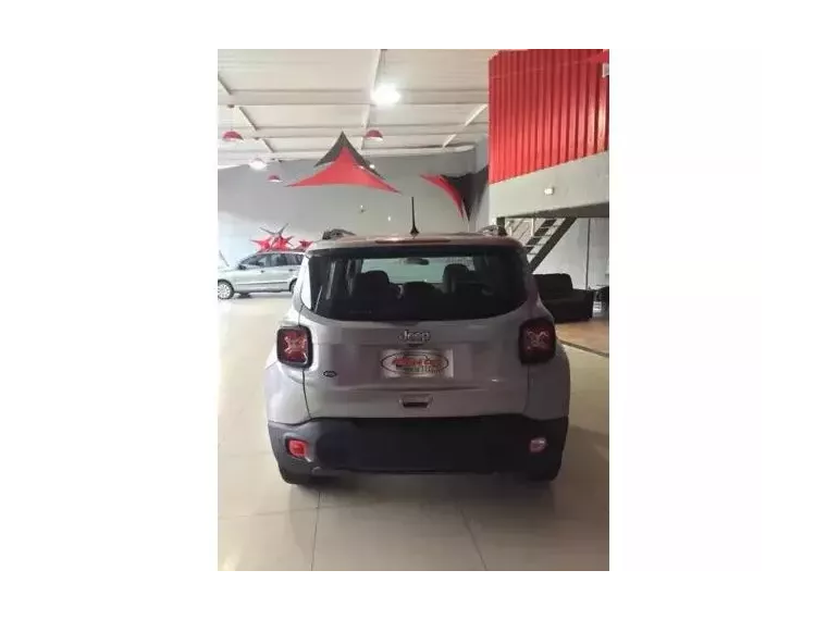 Jeep Renegade Prata 8