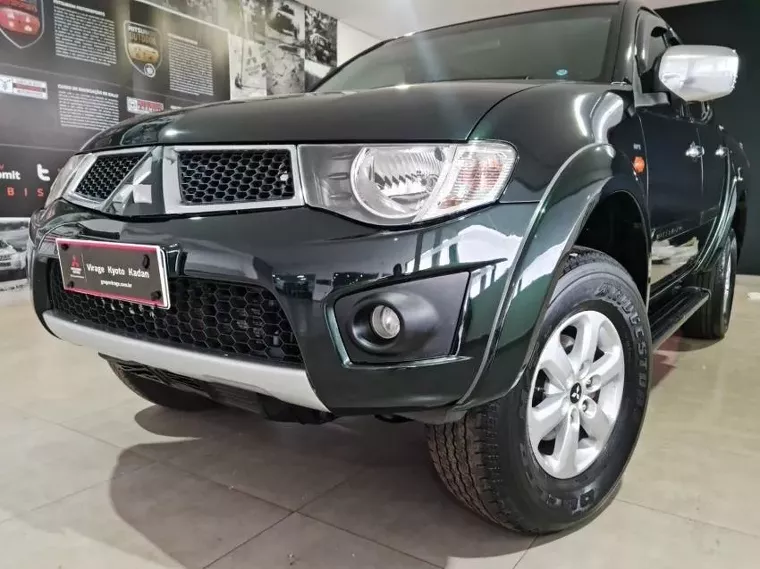 Mitsubishi L200 Triton Verde 9