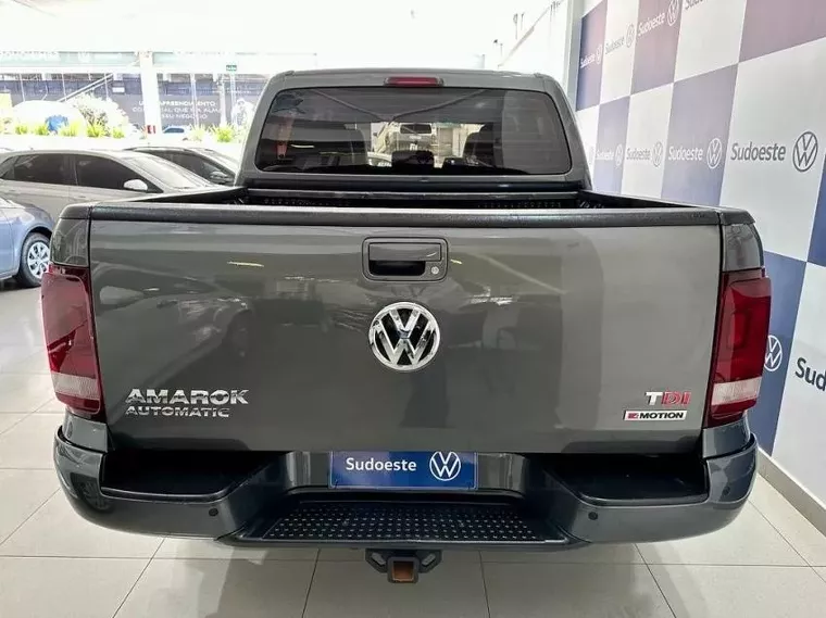 Volkswagen Amarok Cinza 5