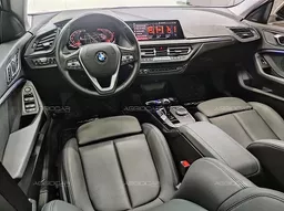 BMW 218i