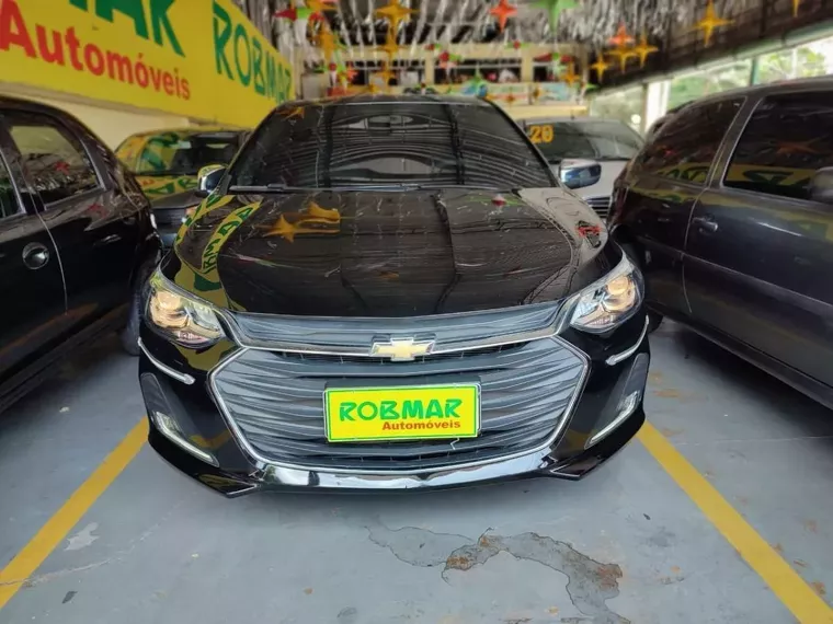 Chevrolet Onix Preto 11