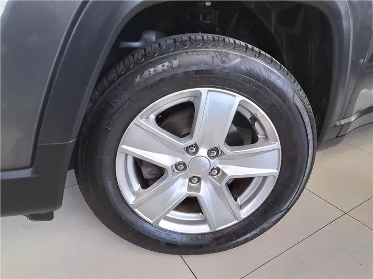 Jeep Compass Cinza 10