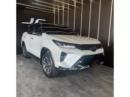 Toyota Hilux SW4