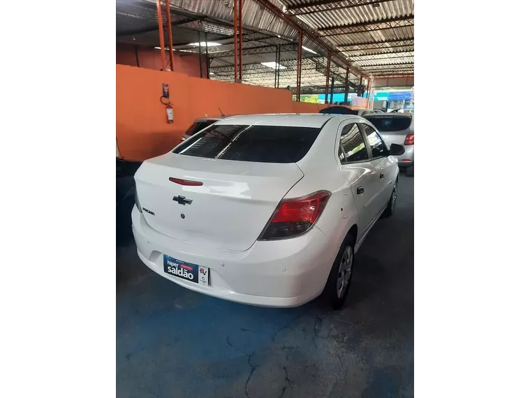 Chevrolet Prisma Branco 6