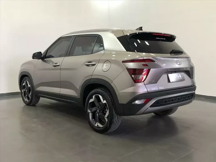 Hyundai Creta Cinza 3