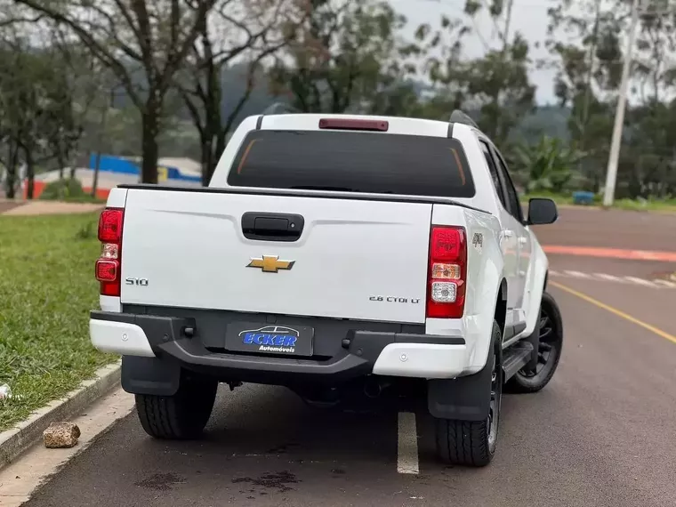 Chevrolet S10 Branco 11