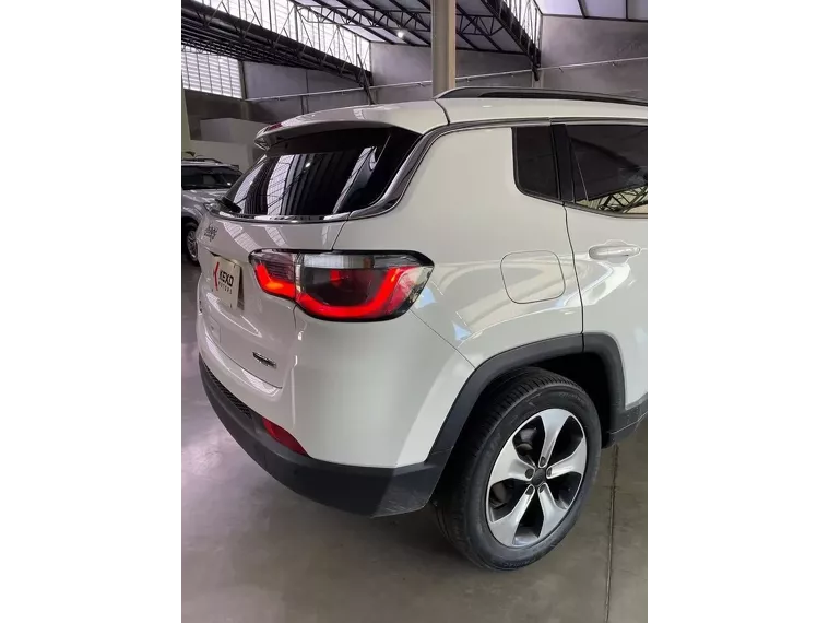 Jeep Compass Branco 4