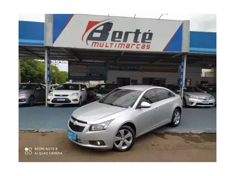 Chevrolet Cruze Prata 9