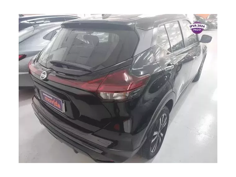 Nissan Kicks Preto 4