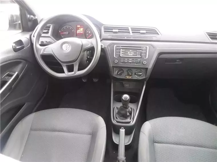 Volkswagen Gol Prata 6