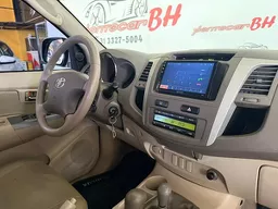 Toyota Hilux SW4