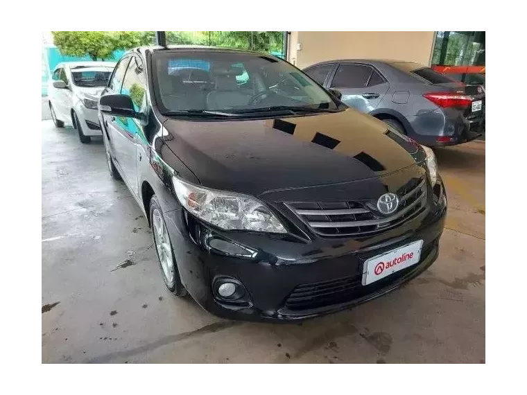 Toyota Corolla Preto 4