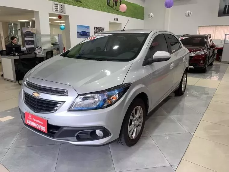 Chevrolet Prisma Prata 9