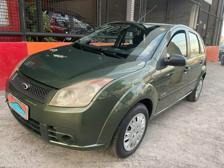 Ford Fiesta Verde 4