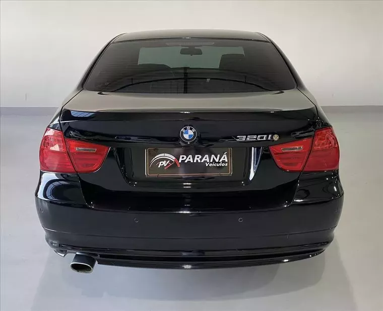 BMW 320i Preto 5