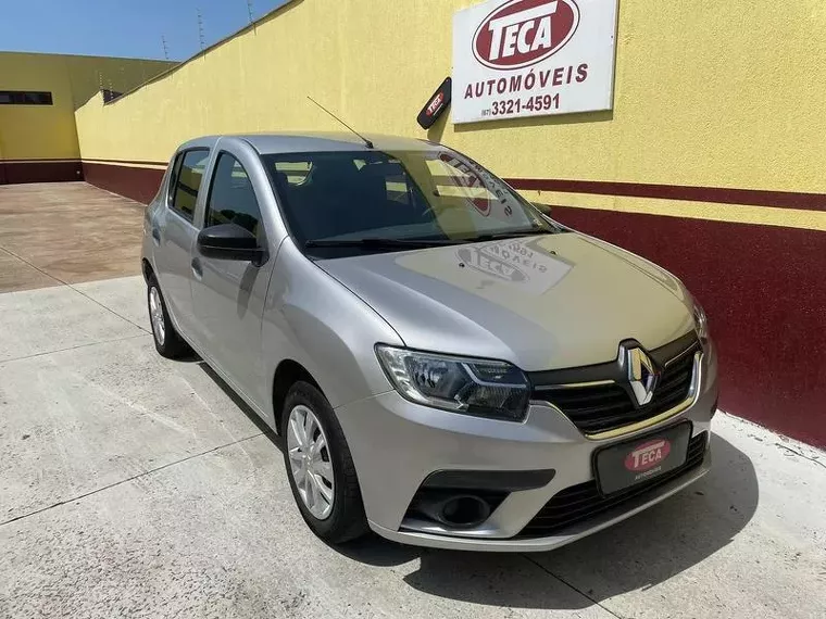 Renault Sandero Prata 1