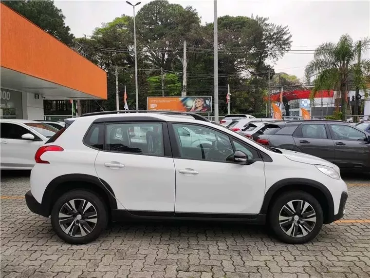 Peugeot 2008 Branco 6