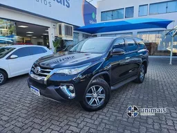 Toyota Hilux SW4