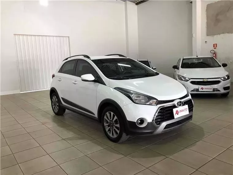 Hyundai HB20X Branco 1