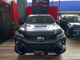 Toyota Hilux SW4