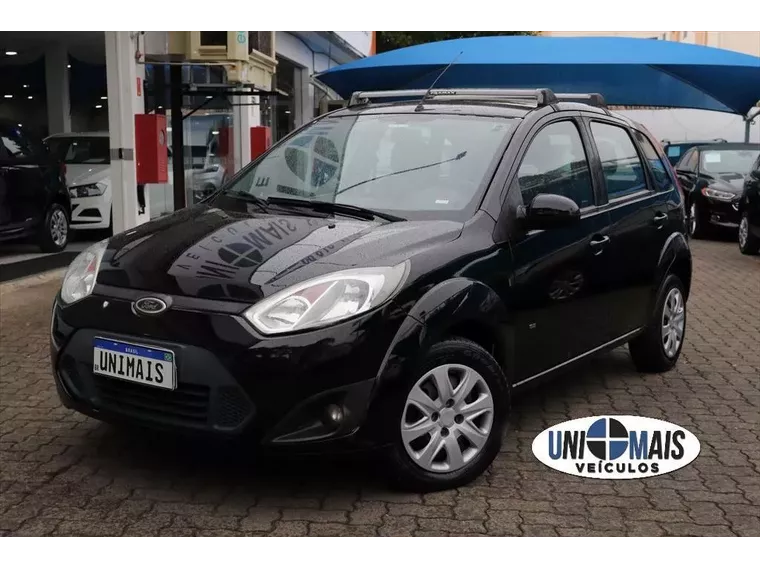 Ford Fiesta Preto 1