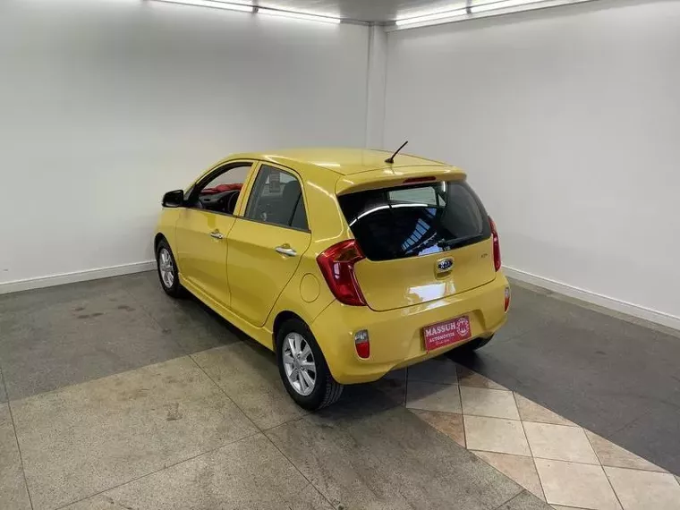 KIA Picanto Amarelo 10