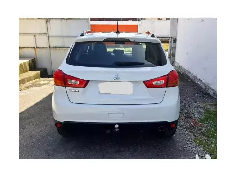 Mitsubishi ASX Branco 8