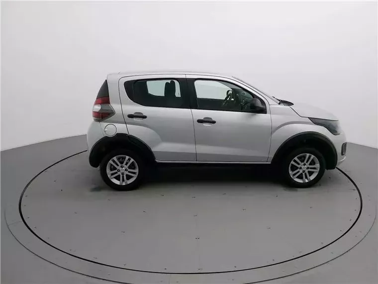 Fiat Mobi Prata 11