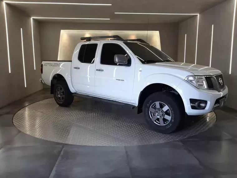 Nissan Frontier Branco 9