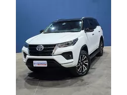 Toyota Hilux SW4