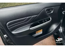 Mitsubishi L200 Triton